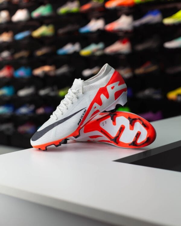 NIKE MERCURIAL VAPOR 15 PRO FG