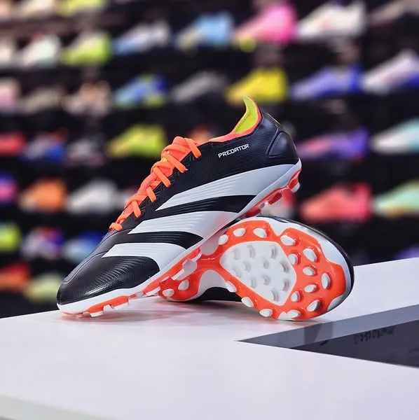 ADIDAS PREDATOR LEAGUE AG