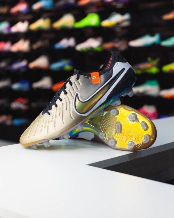 NIKE TIEMPO LEGEND 10 ELITE FG