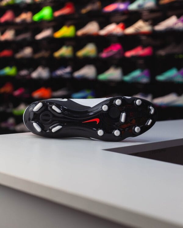 NIKE TIEMPO LEGEND 10 ACADEMY MG - Image 4