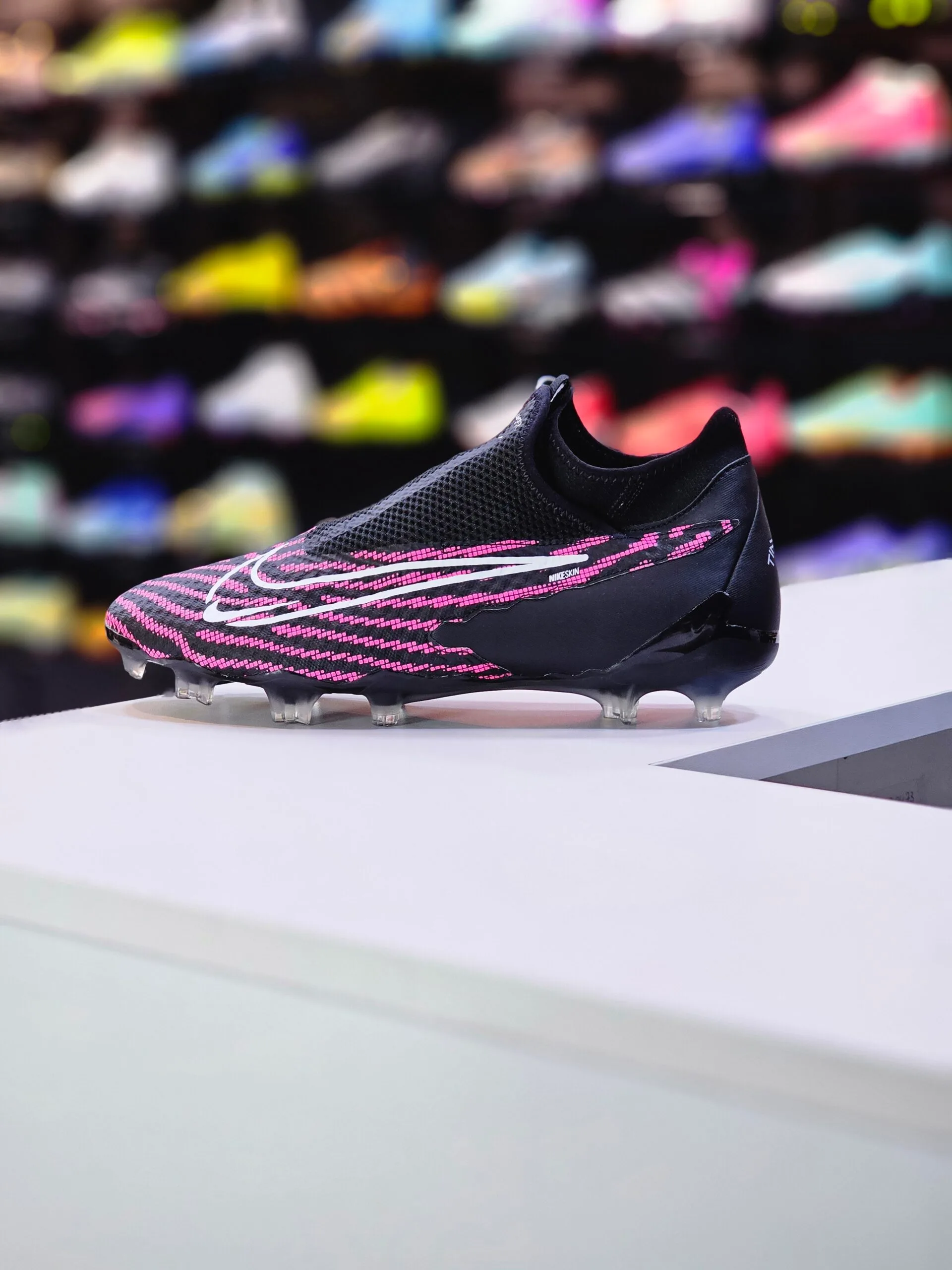 NIKE PHANTOM GX ACADEMY MG - Image 2