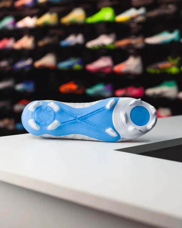 NIKE PHANTOM LUNA PRO FG - Image 4