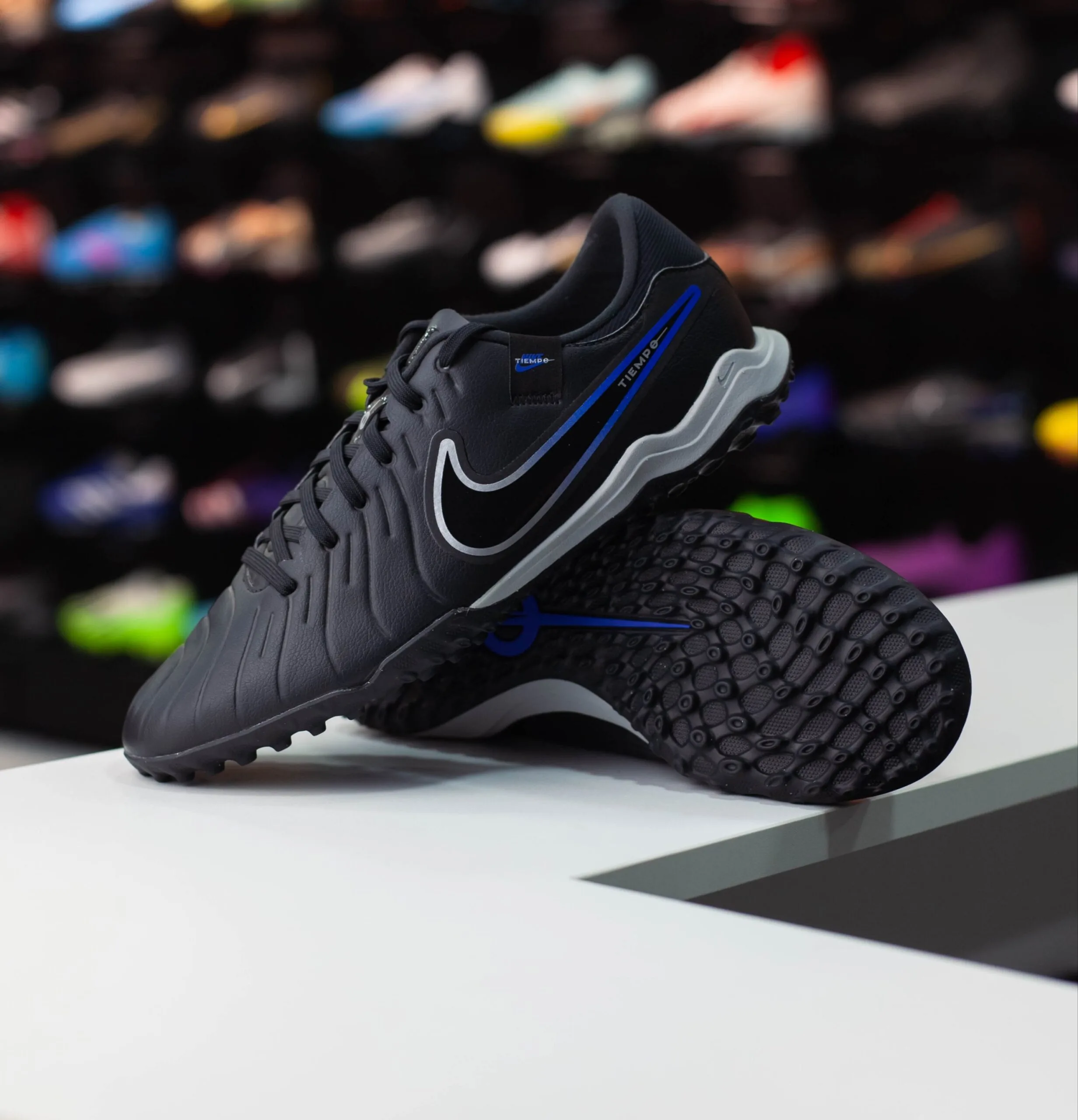 NIKE TIEMPO LEGEND 10 ACADEMY TF
