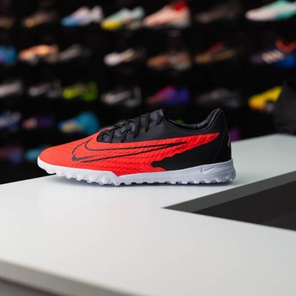 NIKE PHANTOM GX ACADEMY TF - Image 2