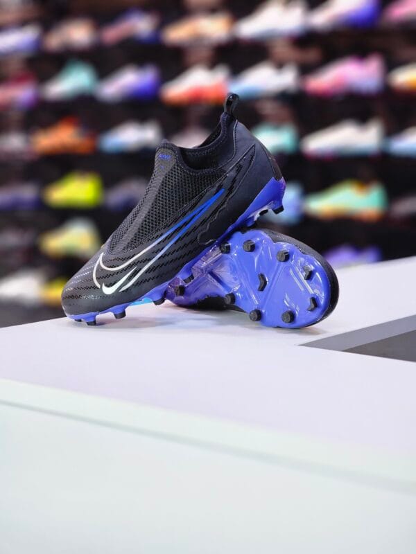 JR NIKE PHANTOM GX ACADEMY MG
