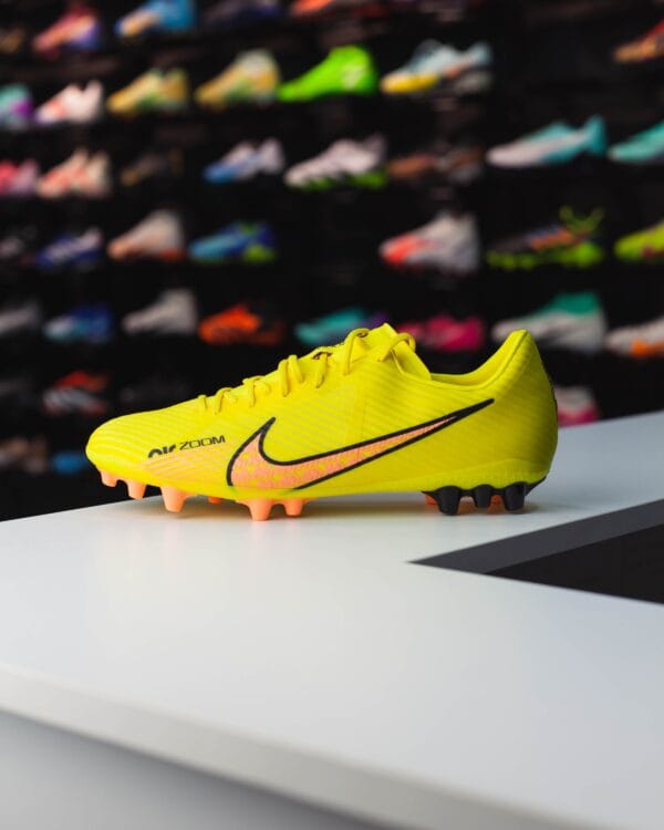 JR NIKE MERCURIAL VAPOR 15 ACADEMY AG - Image 2