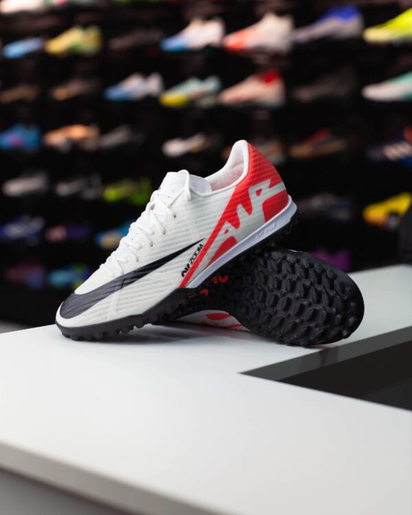 NIKE MERCURIAL VAPOR 15 ACADEMY TF