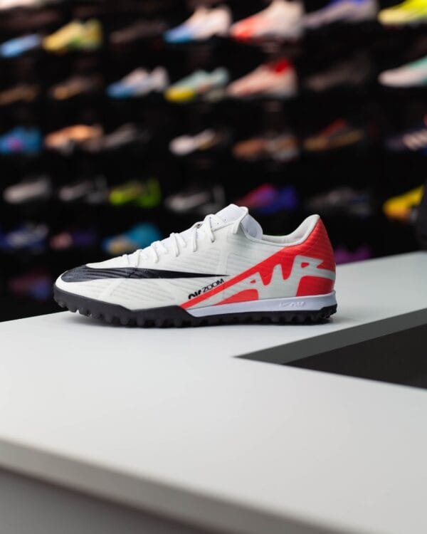 NIKE MERCURIAL VAPOR 15 ACADEMY TF - Image 2