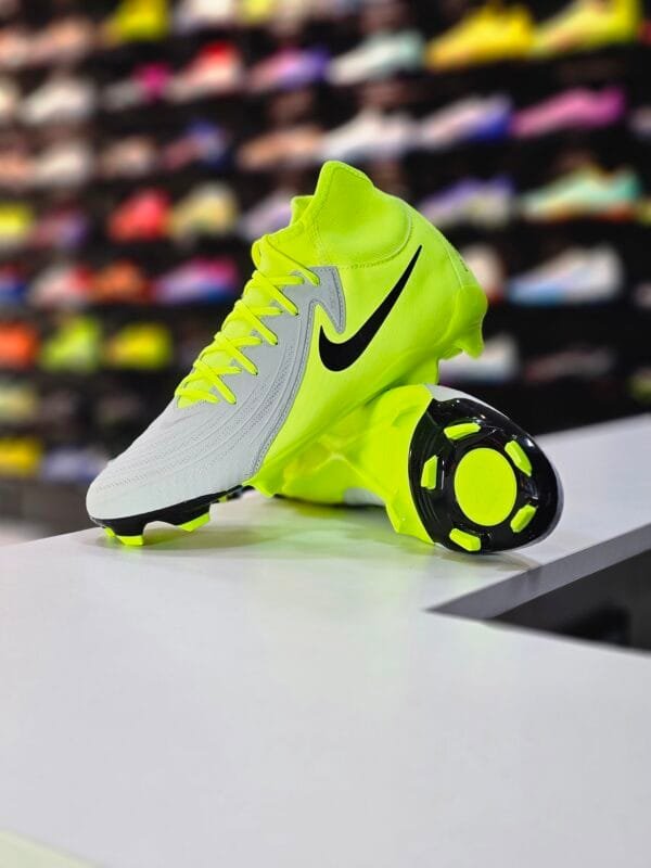 NIKE PHANTOM LUNA ACADEMY FG