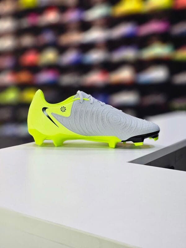 NIKE PHANTOM GX2 ACADEMY FG - Image 3