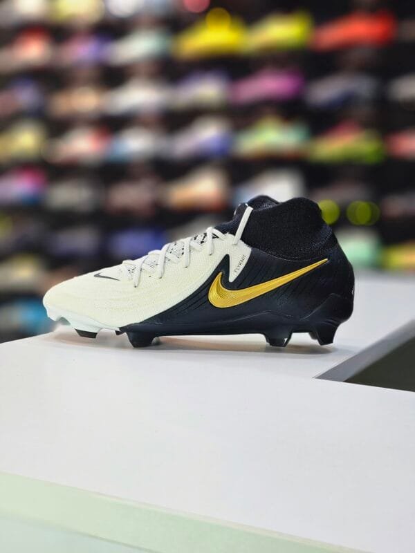 NIKE PHANTOM LUNA PRO FG - Image 2
