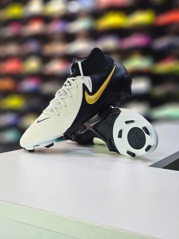 NIKE PHANTOM LUNA PRO FG