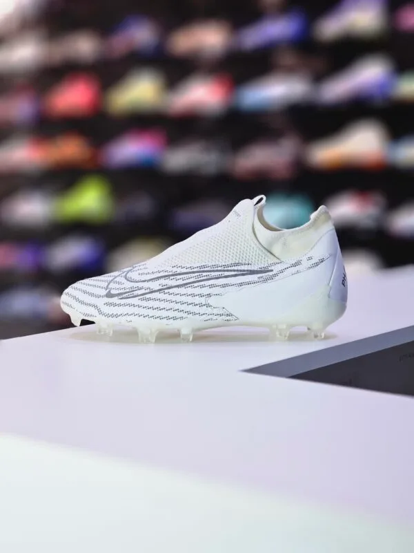 NIKE PHANTOM GX ACADEMY MG - Image 2