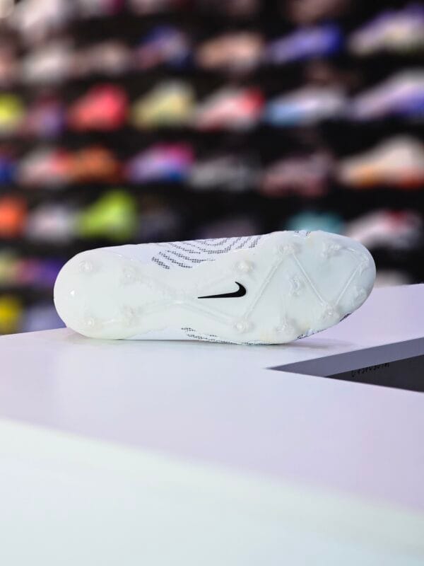 NIKE PHANTOM GX ACADEMY MG - Image 4