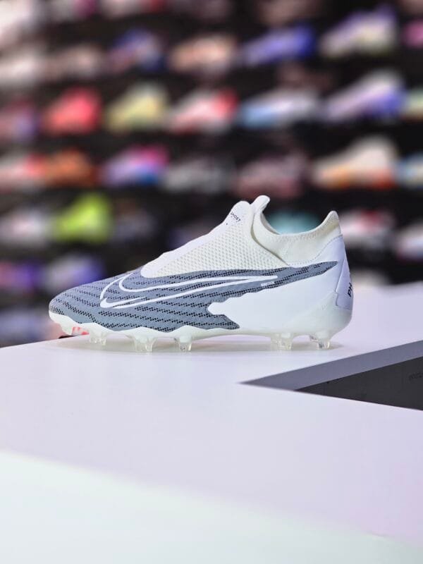 NIKE PHANTOM GX ACADEMY MG - Image 2
