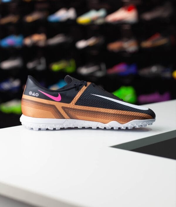 NIKE PHANTOM GT2 CLUB TF - Image 3