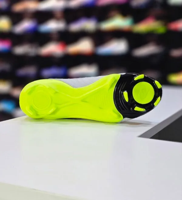 NIKE PHANTOM LUNA ACADEMY FG - Image 4