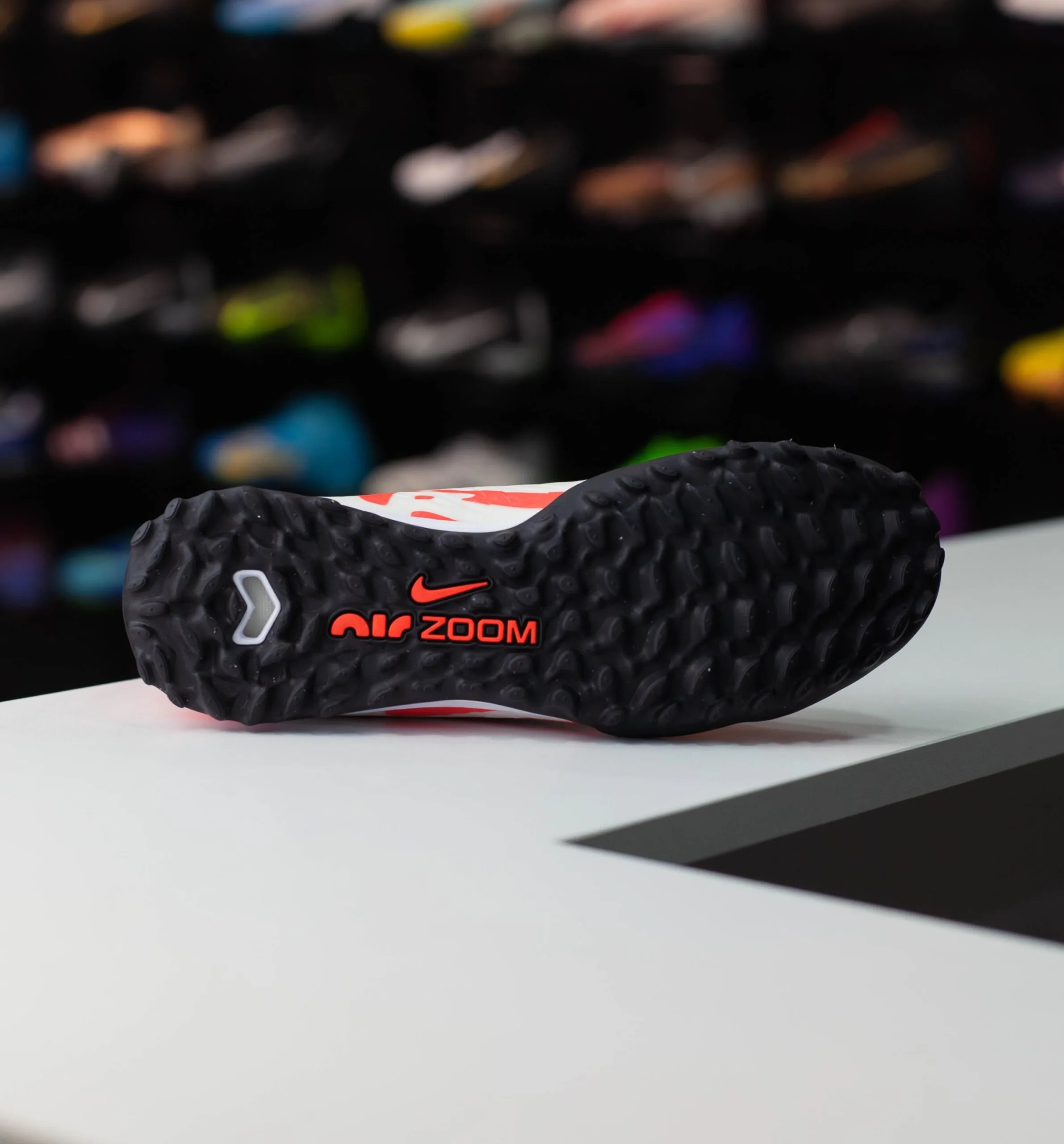 NIKE MERCURIAL VAPOR 15 ACADEMY TF - Image 4