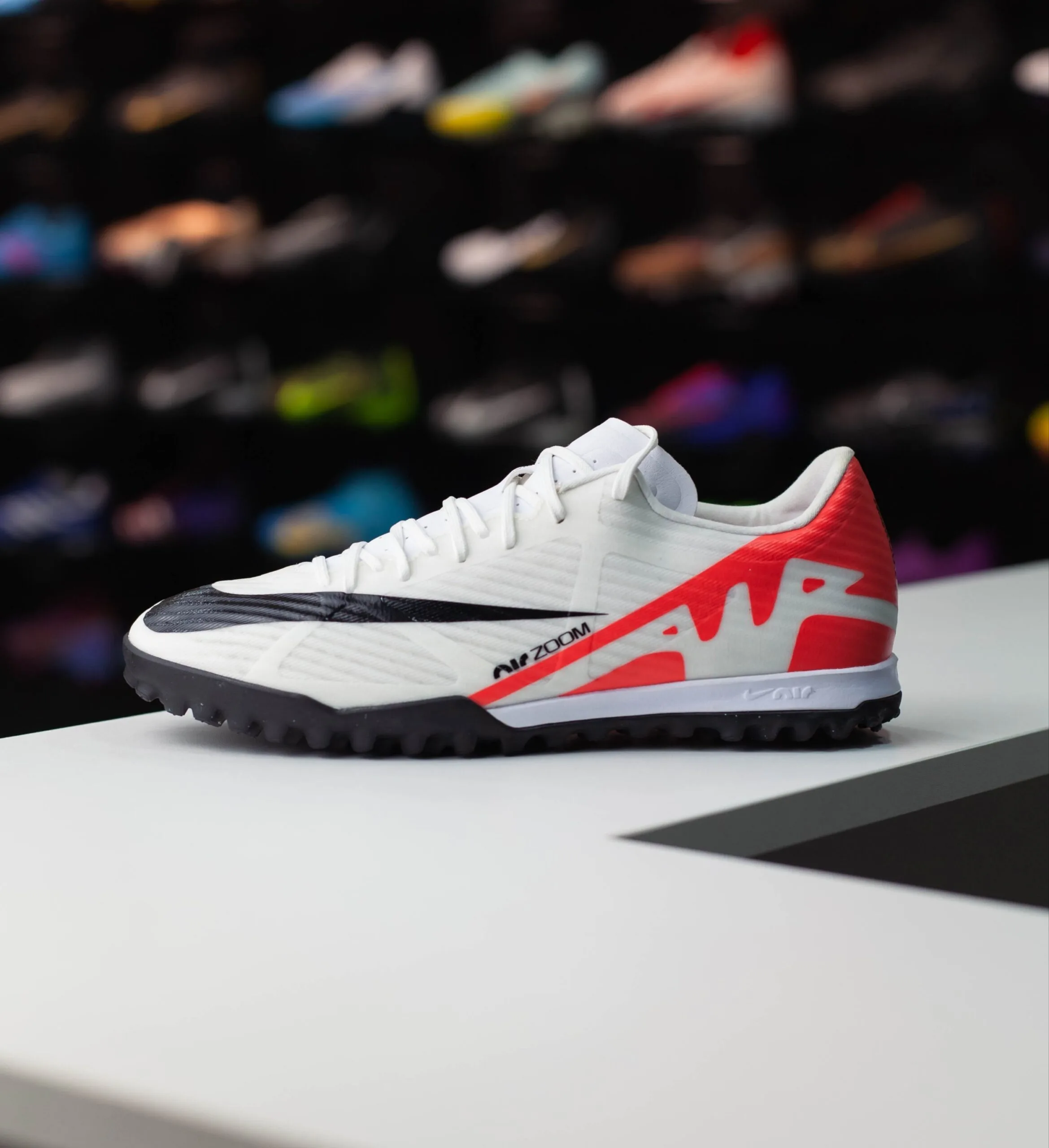 NIKE MERCURIAL VAPOR 15 ACADEMY TF - Image 2