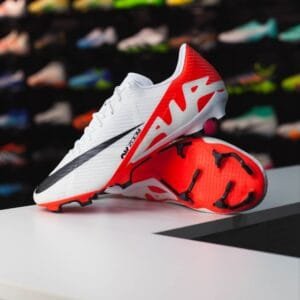 NIKE MERCURIAL VAPOR 15 ACADEMY MG
