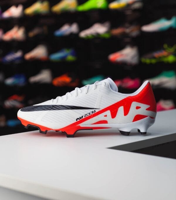NIKE MERCURIAL VAPOR 15 ACADEMY MG - Image 2