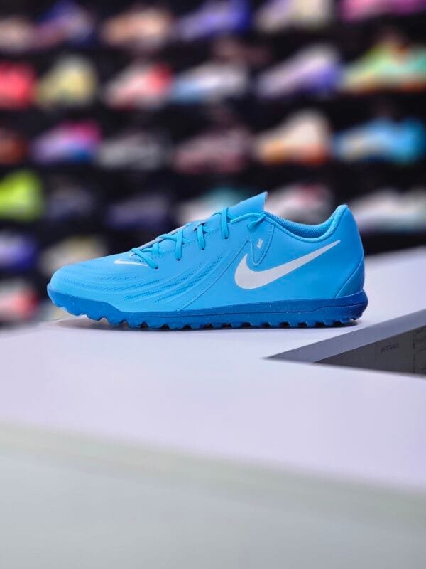 NIKE PHANTOM GX2 CLUB TF - Image 2
