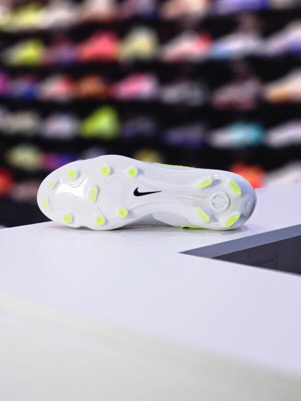 NIKE TIEMPO LEGEND 10 PRO MG - Image 4
