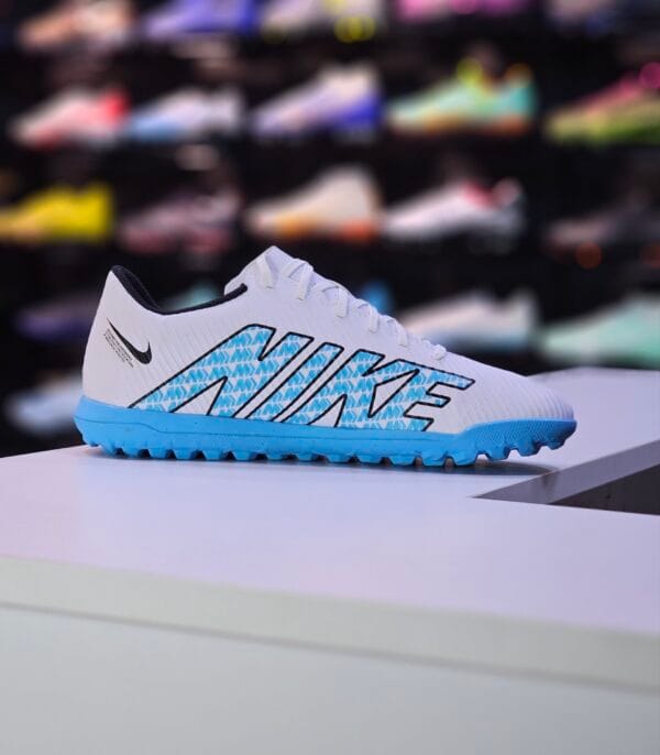 NIKE MERCURIAL VAPOR 15 CLUB TF - Image 3