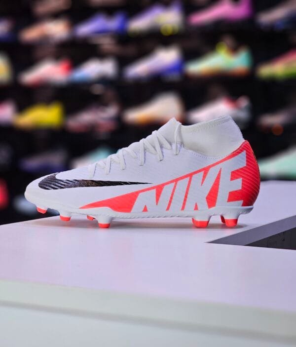 NIKE MERCURIAL SUPERFLY 9 CLUB MG - Image 2