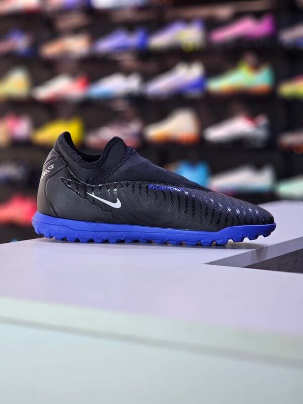 NIKE PHANTOM GX CLUB TF - Image 3