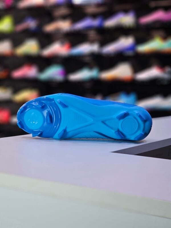 NIKE PHANTOM GX2 ACADEMY FG - Image 4