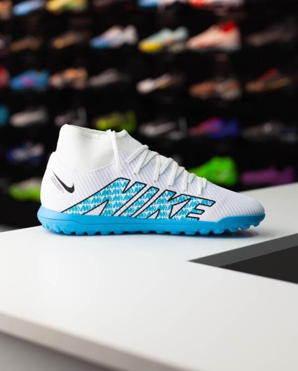 NIKE MERCURIAL SUPERFLY 9 CLUB TF - Image 3