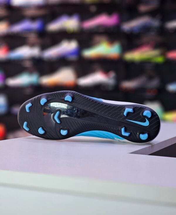 NIKE PHANTOM GX CLUB MG - Image 4