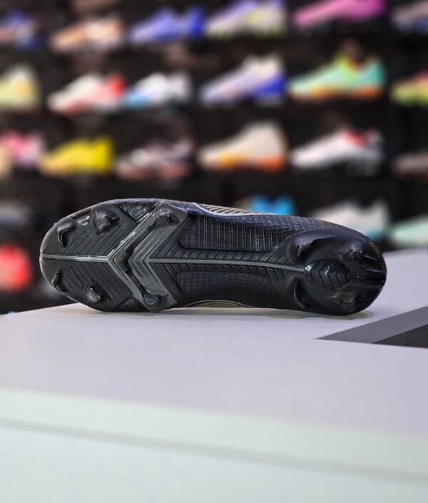 NIKE MERCURIAL SUPERFLY 8 ACADEMY MG - Image 4