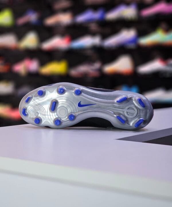 NIKE TIEMPO LEGEND 10 ACADEMY MG - Image 4