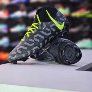 JR NIKE PHANTOM LUNA PRO FG