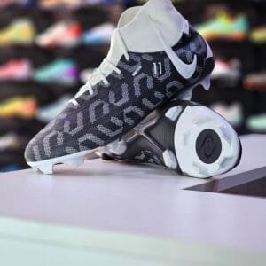 NIKE PHANTOM LUNA PRO FG