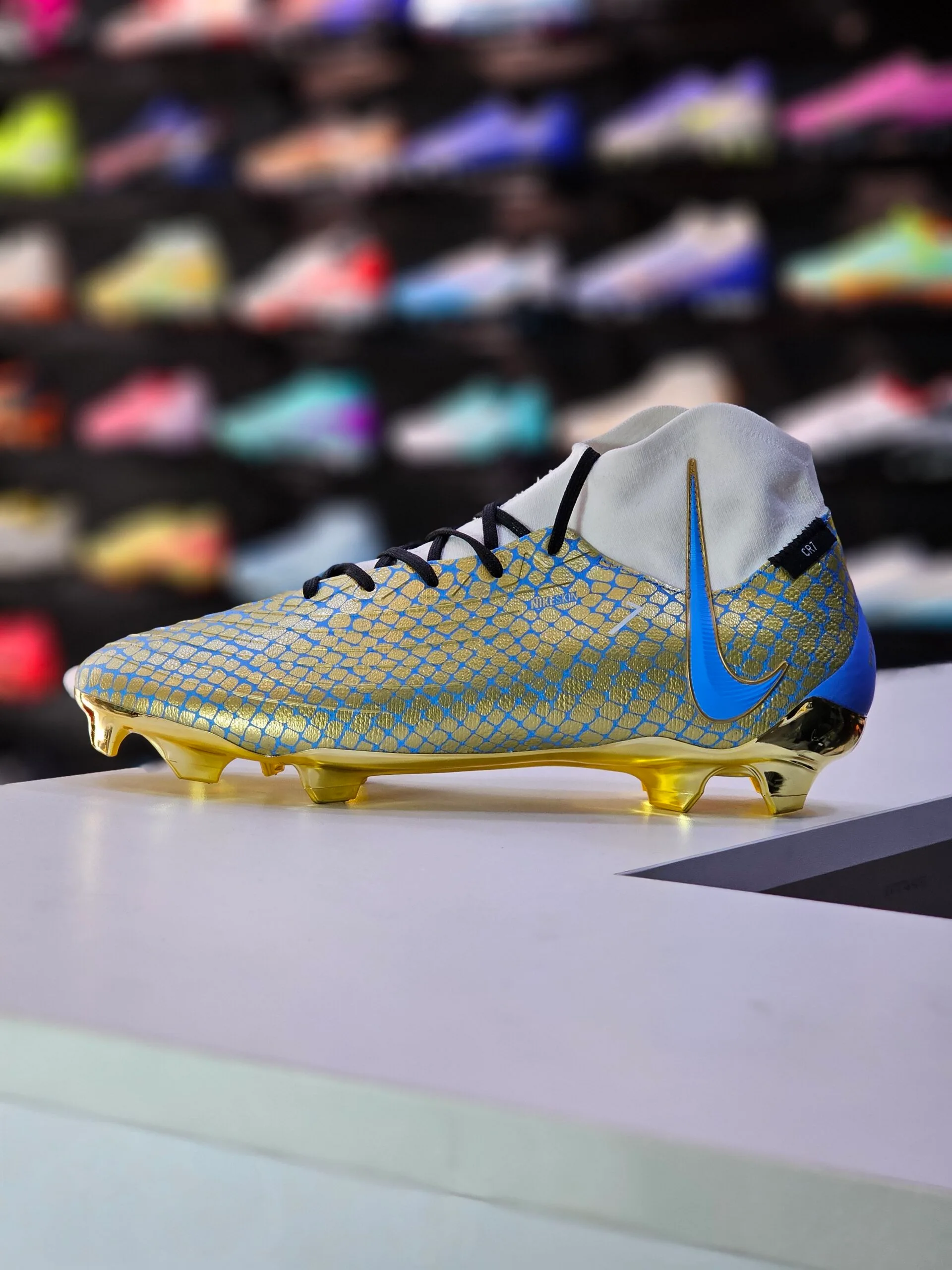 NIKE PHANTOM LUNA ACADEMY FG - Image 2