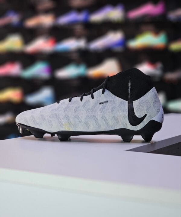 NIKE PHANTOM LUNA PRO FG - Image 2
