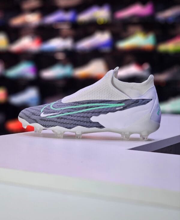 NIKE PHANTOM GX ACADEMY MG - Image 2