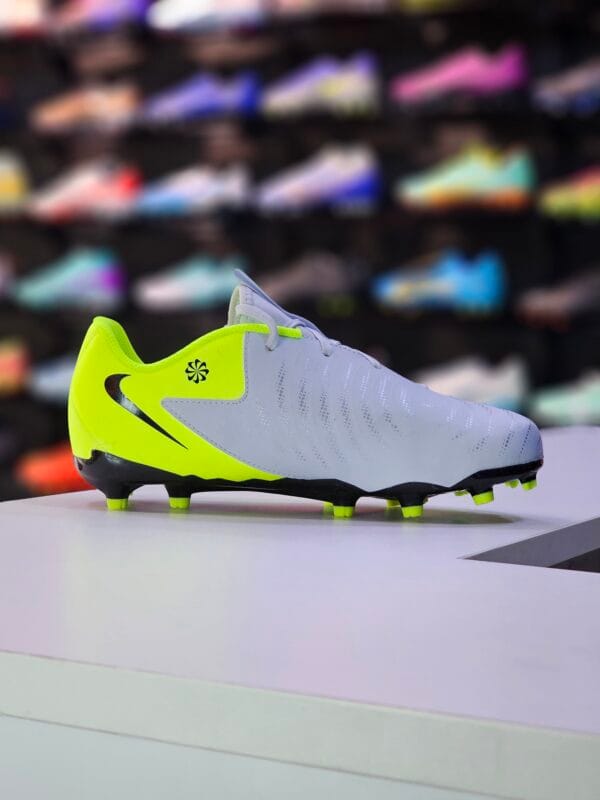 JR NIKE PHANTOM GX2 ACADEMY MG - Image 3