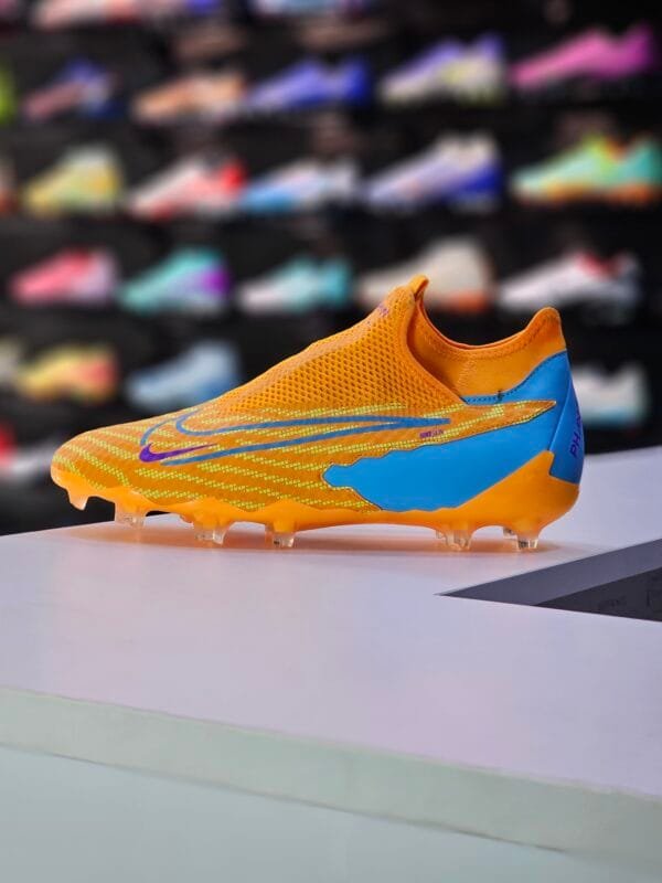NIKE PHANTOM GX ACADEMY MG - Image 2