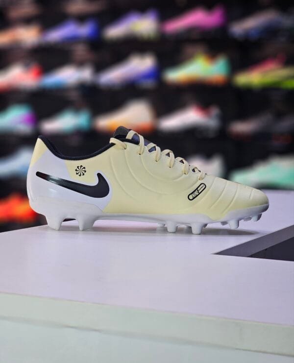 NIKE TIEMPO LEGEND 10 CLUB MG - Image 3