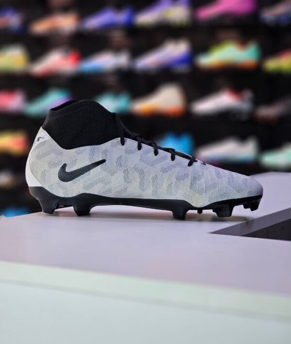 NIKE PHANTOM LUNA PRO FG - Image 3