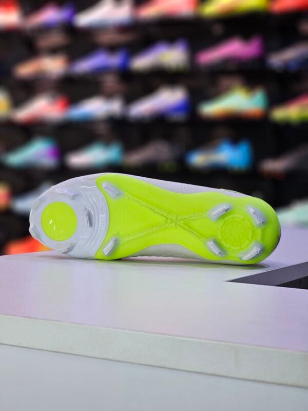 JR NIKE PHANTOM LUNA PRO FG - Image 4