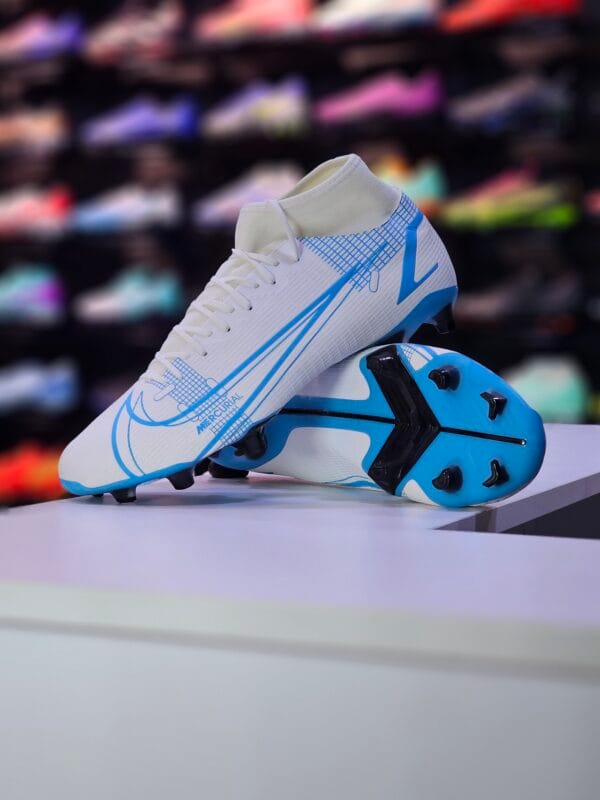 NIKE MERCURIAL SUPERFLY 8 ACADEMY MG
