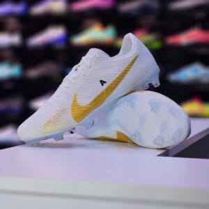 NIKE MERCURIAL VAPOR 15 ACADEMY MG