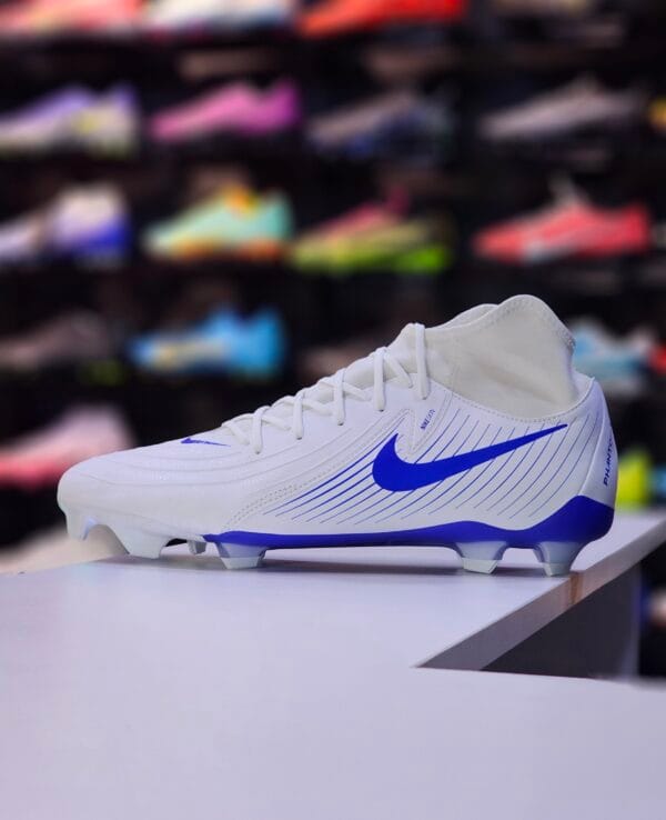 NIKE PHANTOM LUNA ACADEMY FG - Image 2