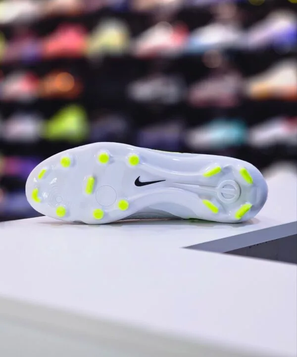 NIKE TIEMPO LEGEND 10 ACADEMY MG - Image 4