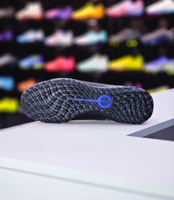 JR NIKE TIEMPO LEGEND 10 CLUB TF - Image 4